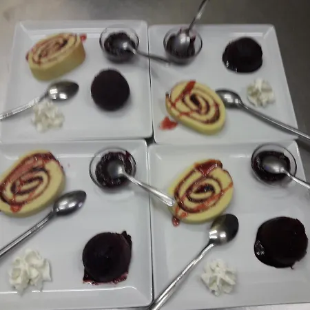 D'hotes L'astazou Oda ve Kahvaltı 3*