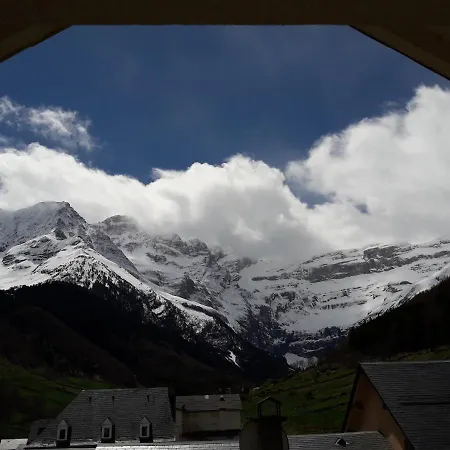 Oda ve Kahvaltı D'hotes L'astazou