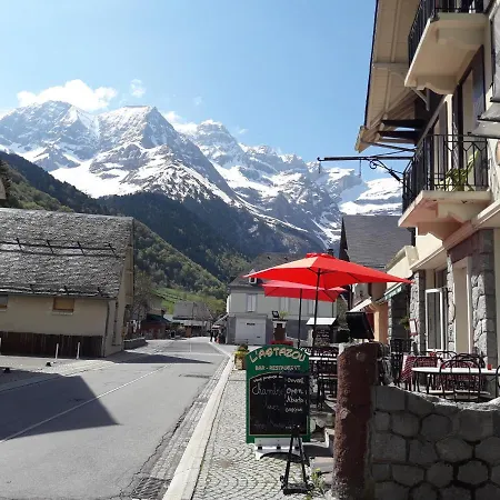 D'hotes L'astazou Oda ve Kahvaltı