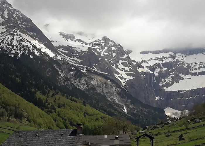 D'hotes L'astazou Nocleg ze śniadaniem 3*